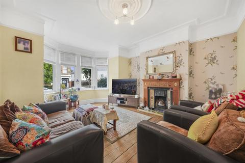 3 bedroom terraced house for sale, Beech Hall Road, London E4