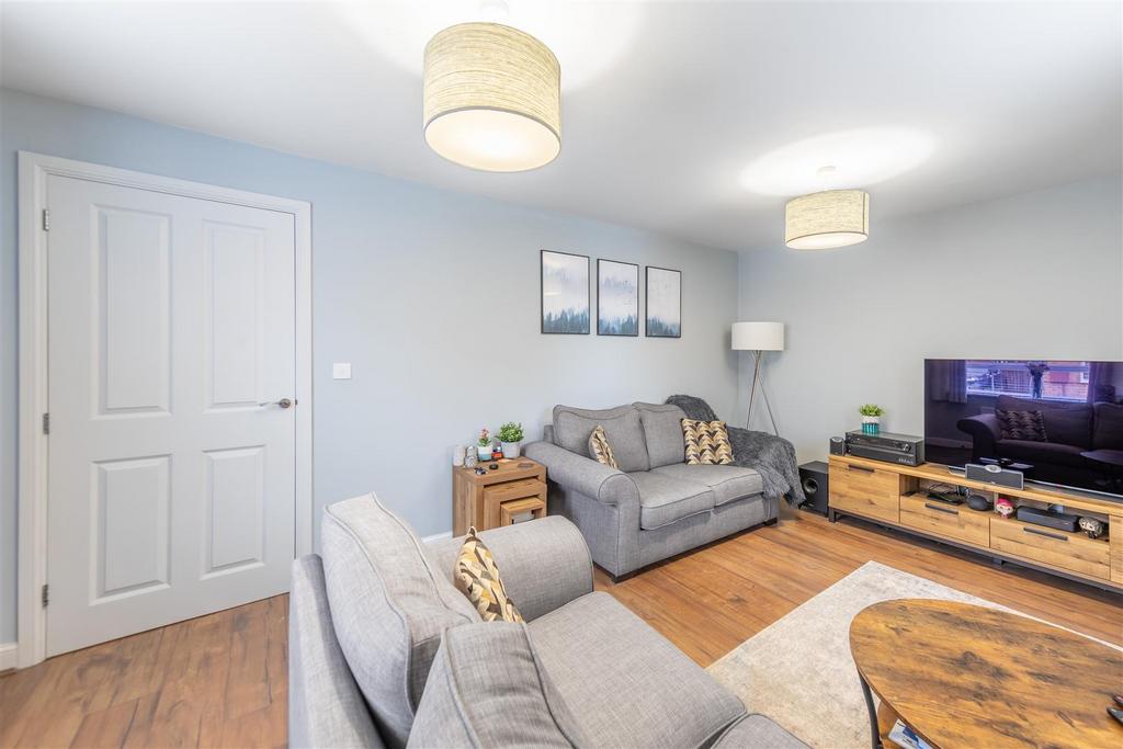 House in Newcastle Upon Tyne - View 4