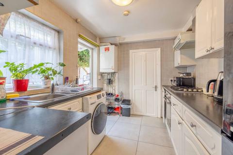 4 bedroom semi-detached house for sale, Ledgers Road, Slough SL1