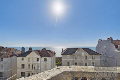 3 bedroom maisonette for sale, West Hill Road, St Leonards-On-Sea