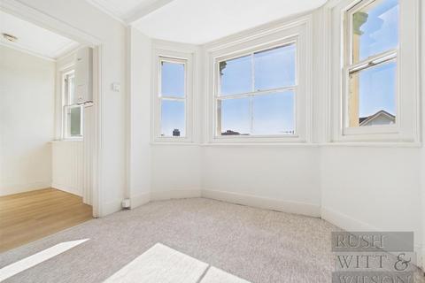 3 bedroom maisonette for sale, West Hill Road, St Leonards-On-Sea