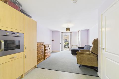 1 bedroom retirement property for sale, Park View, Brookside, Huntingdon.