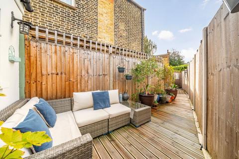 4 bedroom end of terrace house for sale, Bollo Lane, London W4