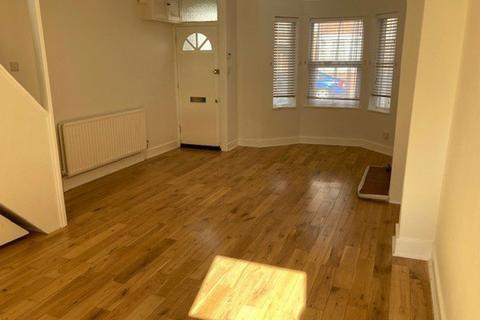 2 bedroom terraced house to rent, WEST WATFORD WD18