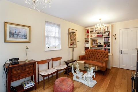 3 bedroom end of terrace house for sale, Upper Richmond Road West, London, SW14