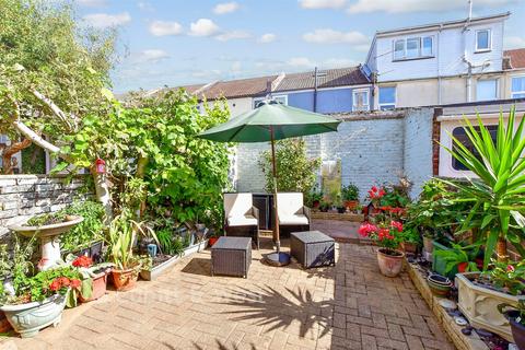 4 bedroom terraced house for sale, Alverstone Road, Southsea PO4