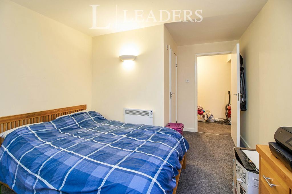 Apartment in Nottingham - View 5