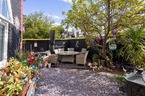 undefined, Keith Road, London E17