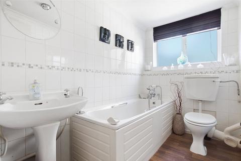 undefined, Mount Pleasant, London, WC1X