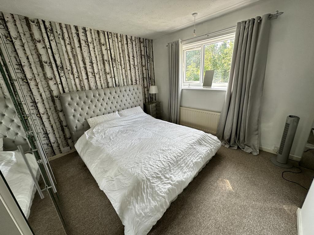 House in Sheffield, South Yorkshire - View 5