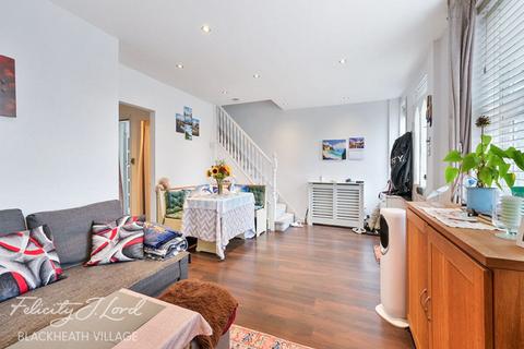 3 bedroom semi-detached house for sale, Dursley Road, London