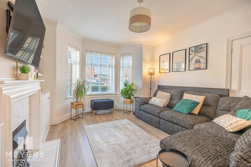 House in Bournemouth, Charminster - View 2
