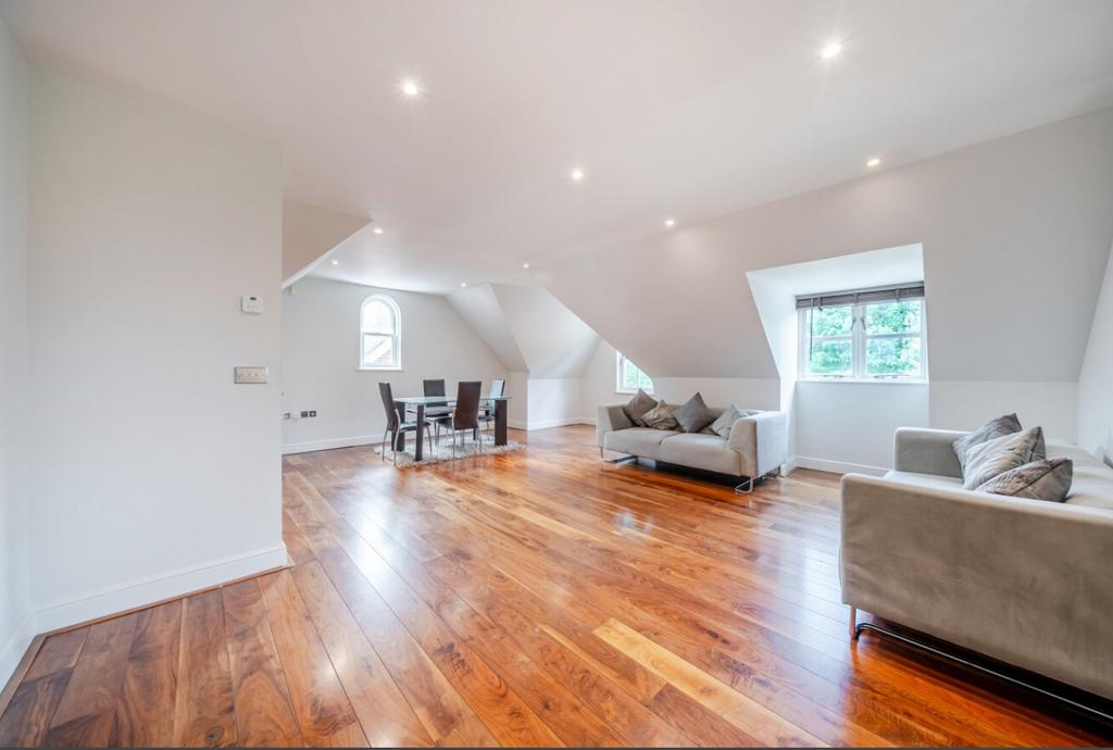 Apartment in London - View 2