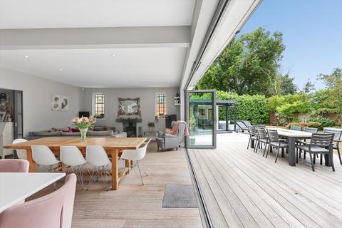 undefined, West End Gardens, Esher, Surrey KT10