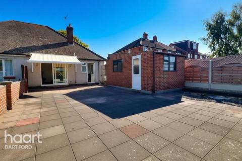2 bedroom semi-detached bungalow for sale, Meadow Way, Dartford