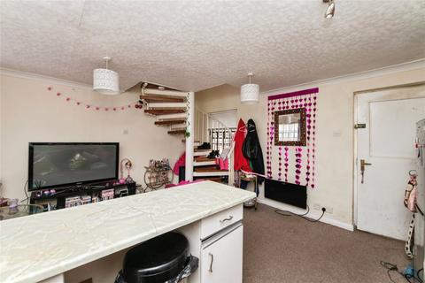 1 bedroom maisonette for sale, Lower North Street, Exeter, Devon, EX4
