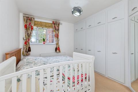 2 bedroom apartment for sale, Stoneygate Court, Leicester