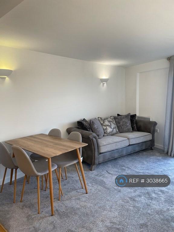 Apartment in Jewellery Quarter - View 3