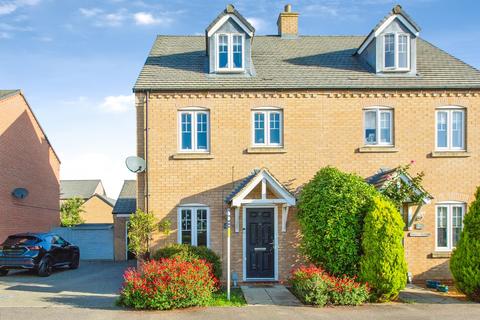 4 bedroom townhouse for sale, Boughton Lane, Raunds, Wellingborough