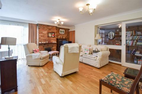 3 bedroom detached bungalow for sale, Shortcroft, Kelvedon Hatch, Brentwood