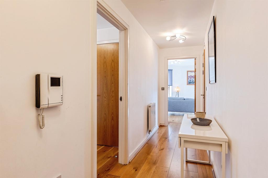 Apartment in BRISTOL - View 3