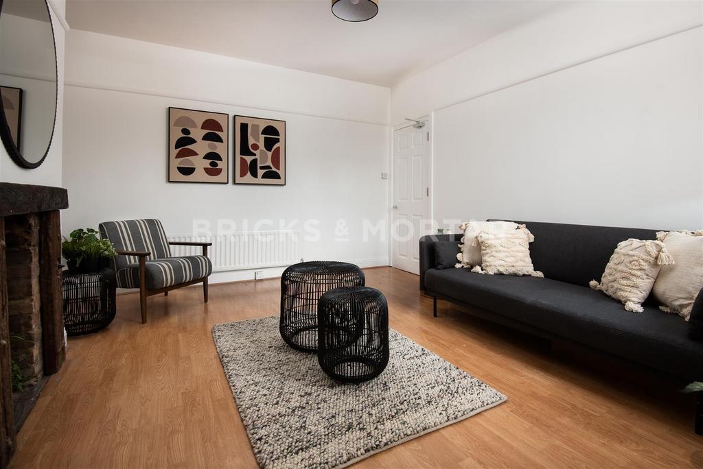 Apartment in Newcastle Upon Tyne - View 3