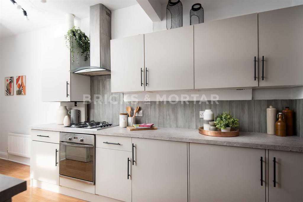 Apartment in Newcastle Upon Tyne - More