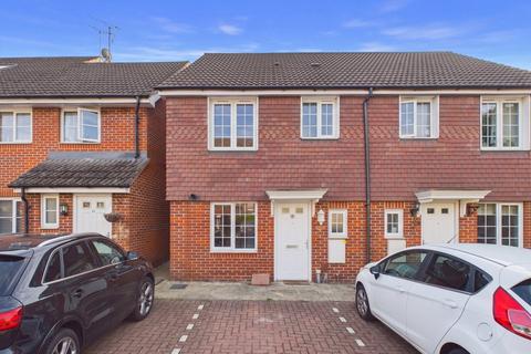 3 bedroom end of terrace house for sale, Wayside, Winnersh, Wokingham, Berkshire, RG41