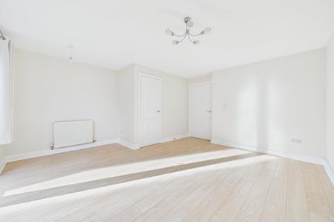 3 bedroom end of terrace house for sale, Wayside, Winnersh, Wokingham, Berkshire, RG41
