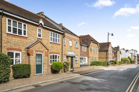 2 bedroom maisonette for sale, Thames Street, Sunbury-On-Thames TW16