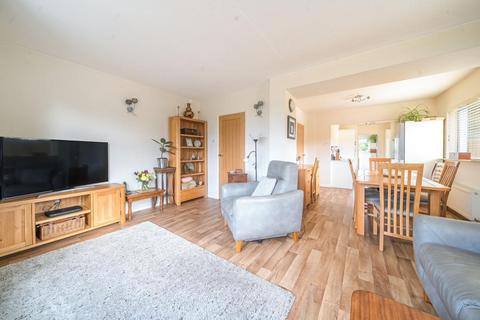 2 bedroom detached bungalow for sale, Mere Avenue, Hullavington