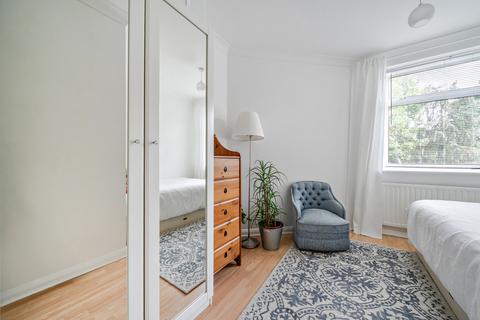 4 bedroom terraced house for sale, Chudleigh Road, London