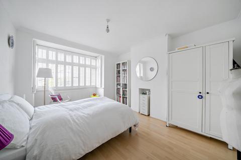 4 bedroom terraced house for sale, Chudleigh Road, London