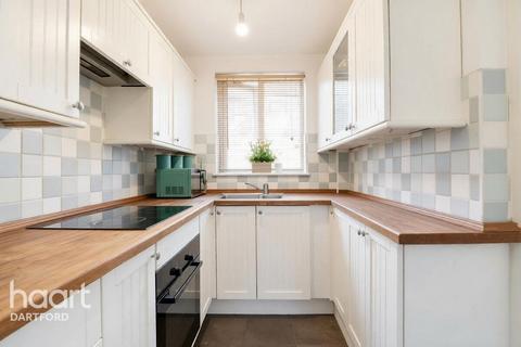 2 bedroom terraced house for sale, Main Road, Dartford