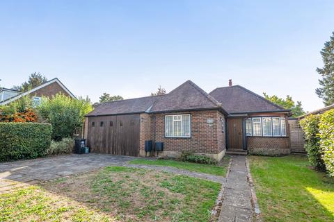 3 bedroom detached house for sale, Manor Avenue, Caterham CR3