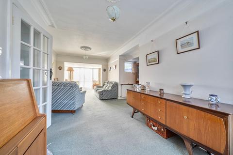 3 bedroom detached house for sale, Manor Avenue, Caterham CR3