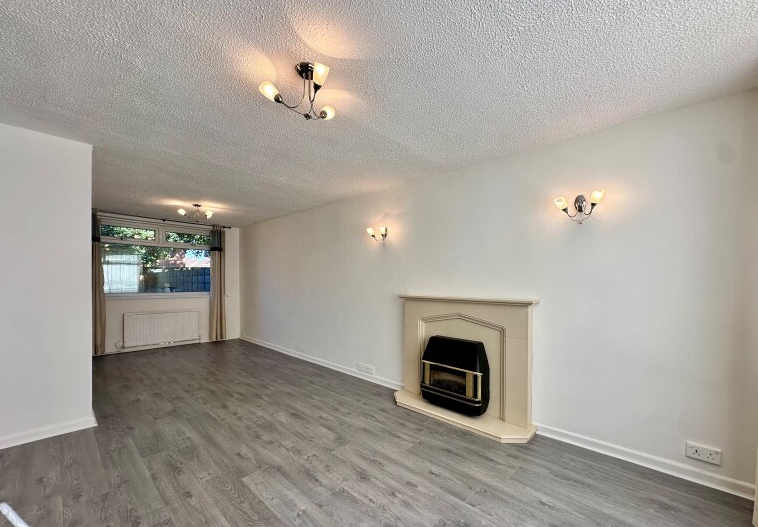 House in Tameside, Greater Manchester - View 2