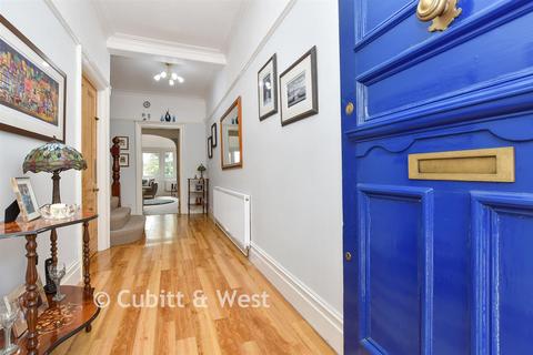 undefined, Blenheim Park Road, South Croydon, Surrey