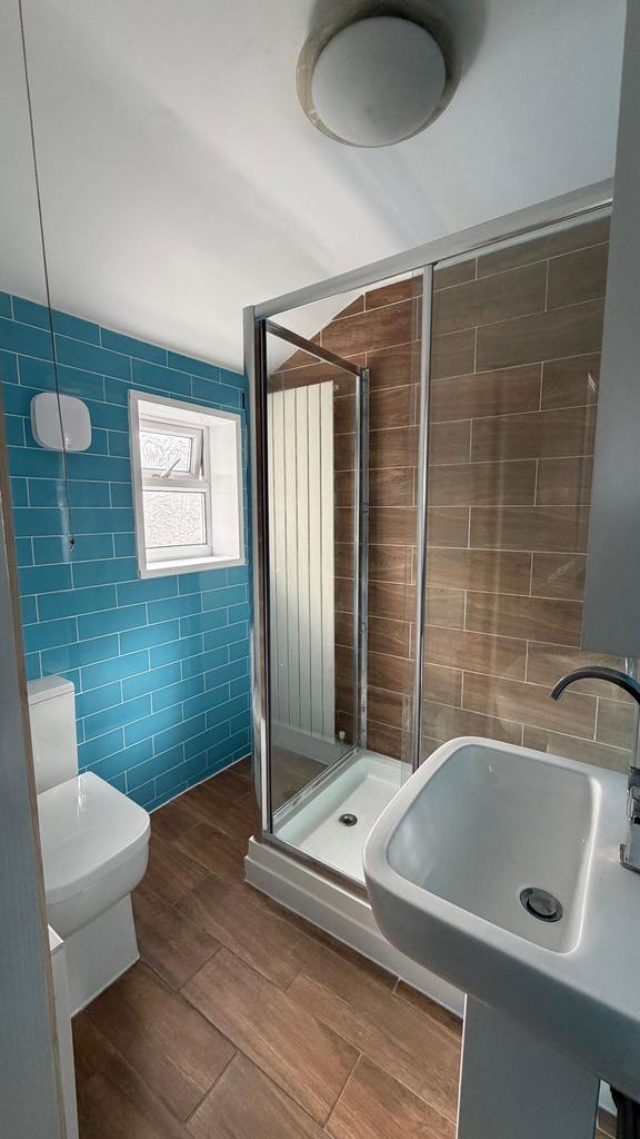 House in Cardiff - View 3