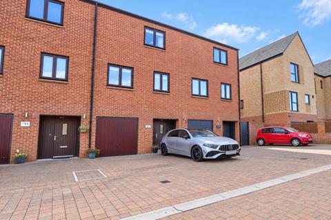 4 bedroom terraced house for sale, Grainton Court, Stockton-On-Tees, TS18