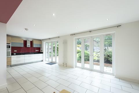 5 bedroom detached house for sale, Bellfield Avenue, Harrow Weald, HA3