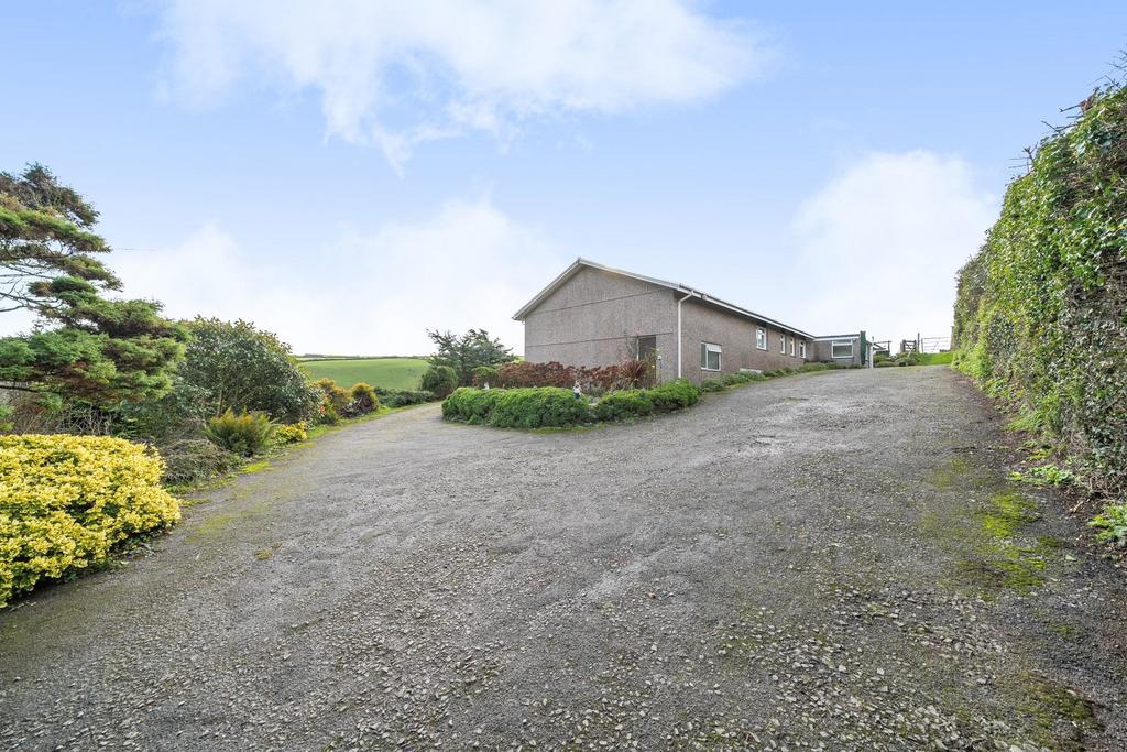 House in Torpoint - View 2