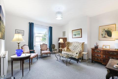 3 bedroom flat for sale, Champion Grove, London, SE5