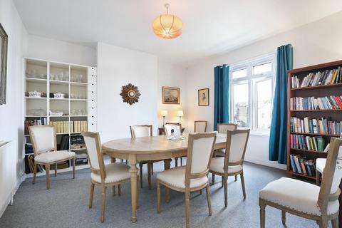 3 bedroom flat for sale, Champion Grove, London, SE5