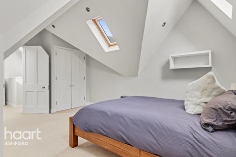 2 bedroom flat to rent, Mercery Lane, CANTERBURY
