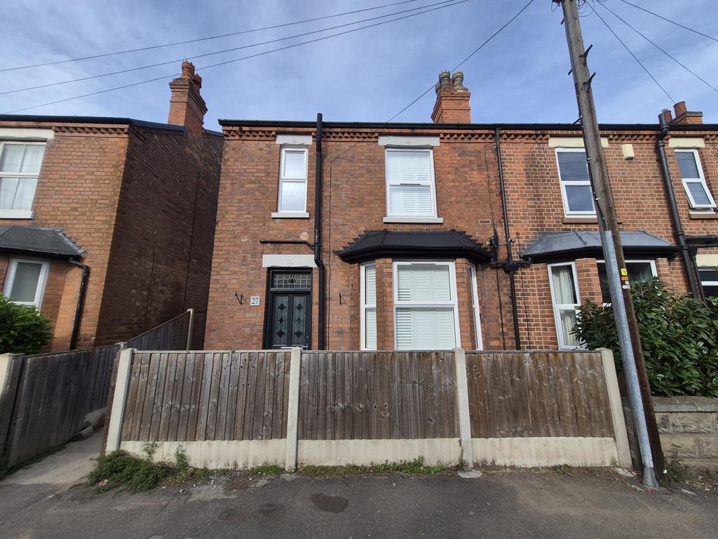 House in Nottingham - View 2