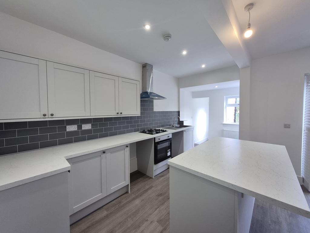 House in Nottingham - View 4