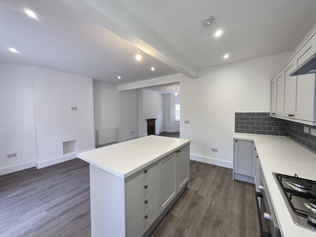 House in Nottingham - View 5