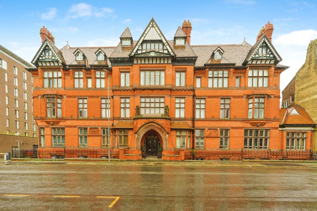 Apartment in Liverpool - View 2