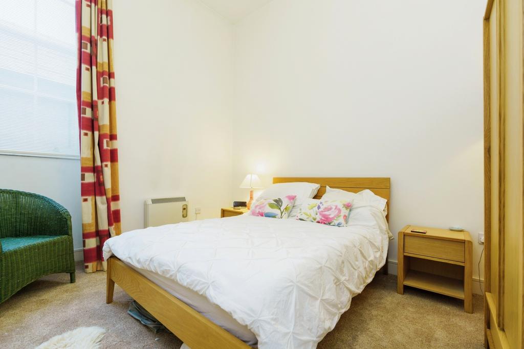 Apartment in Liverpool - View 5